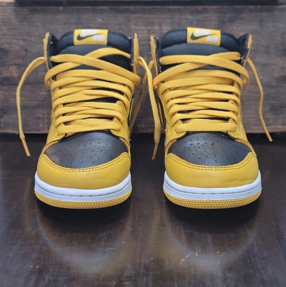 Nike Air Jordan 1 High OG 'Pollen' Wmns 8.5 Great Condition. Same day shipping - Picture 5 of 16